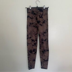 Victoria Black and Brown Tie-Dye Leggings - Extra Small